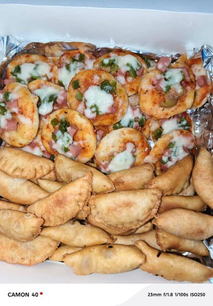 Mini Pizzas et Empanadas