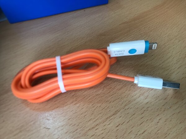 Original iPhone 14/15 lightening cables