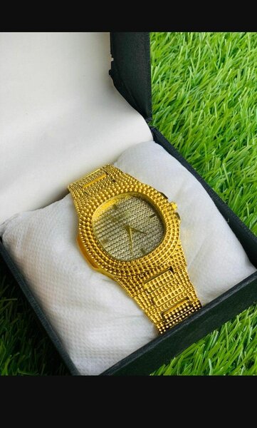 Men's women's analouge watch