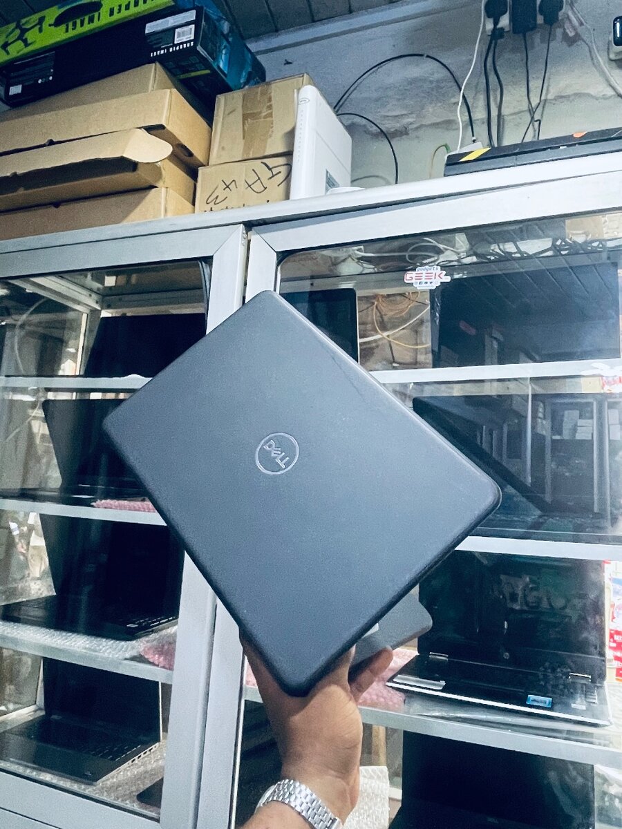 Dell latitude 3310