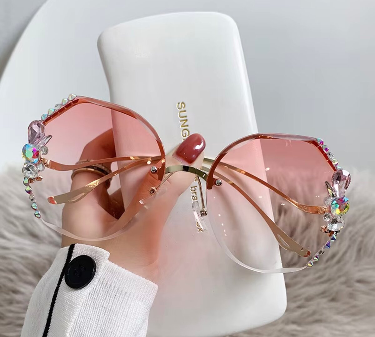 Lunettes de vue et de soleil élégantes