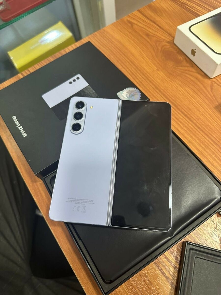 Samsung Z Fold 5 512/12 très bon état