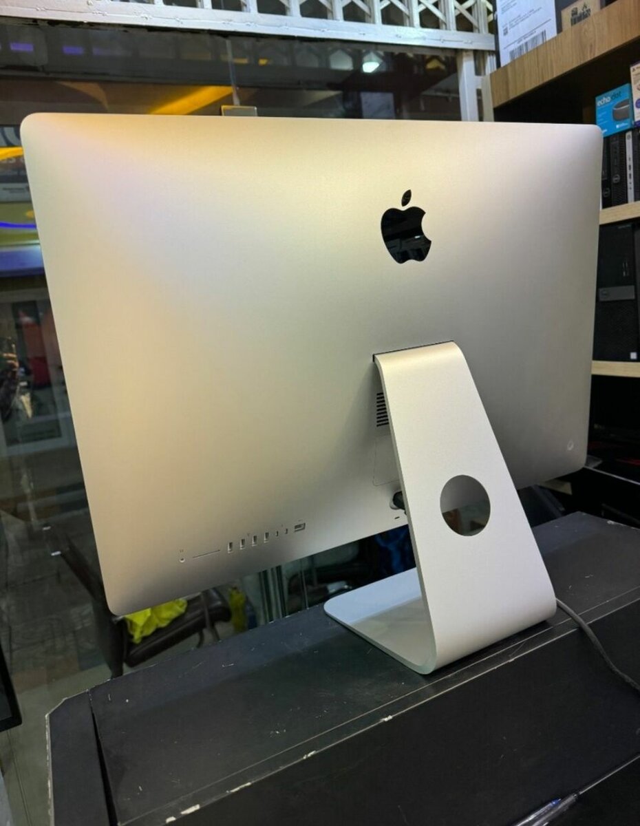 2017 iMac Processor Intel core i7 Ram 32GB SSD 512GB Uk