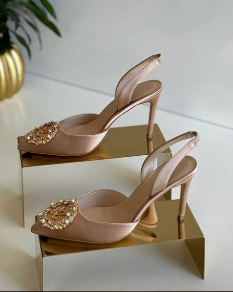 Ladies heel
