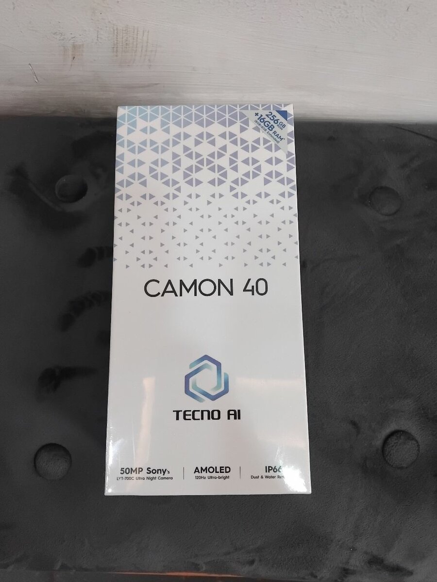Tecno camon 40
