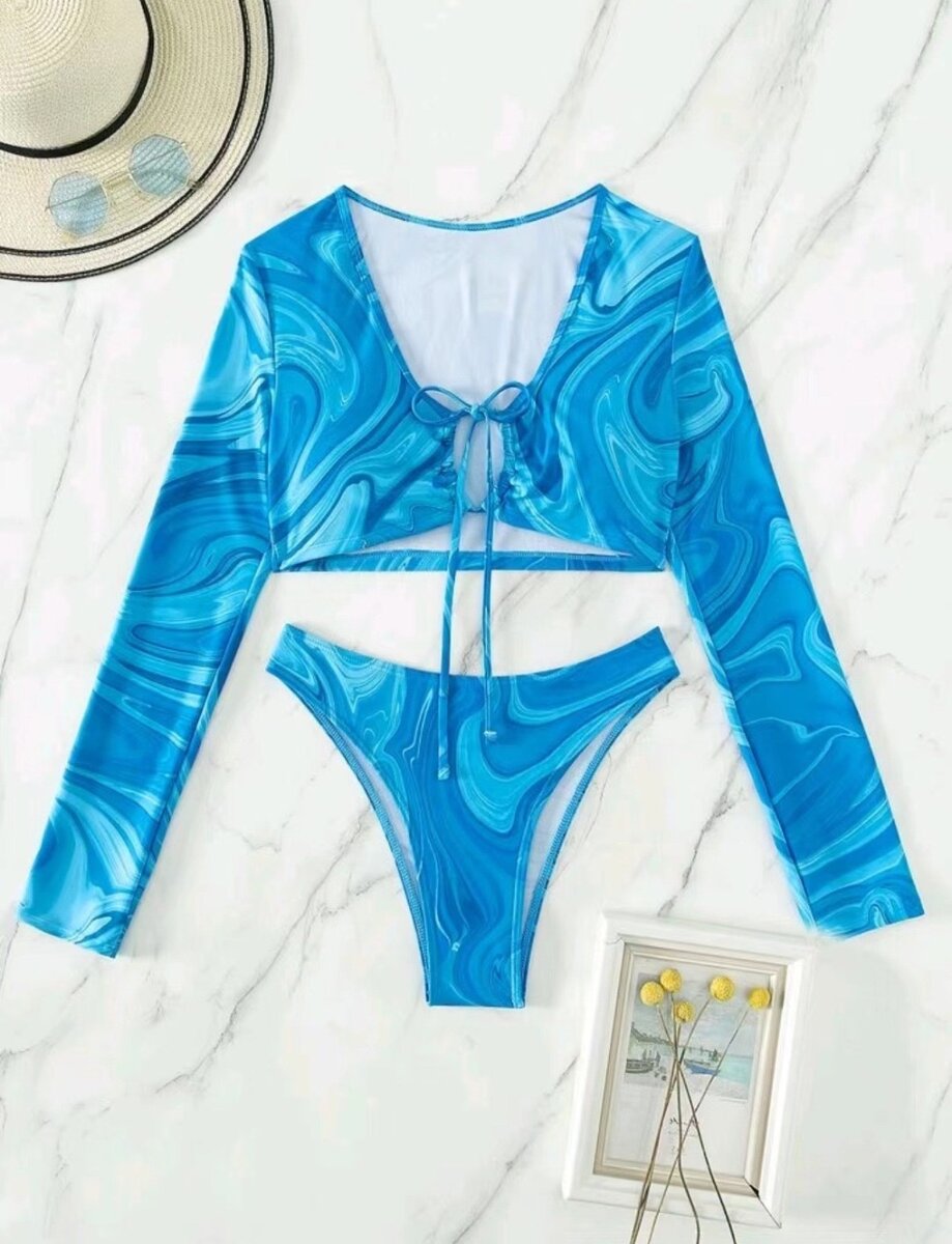 Two piece long sleeves top bikini set