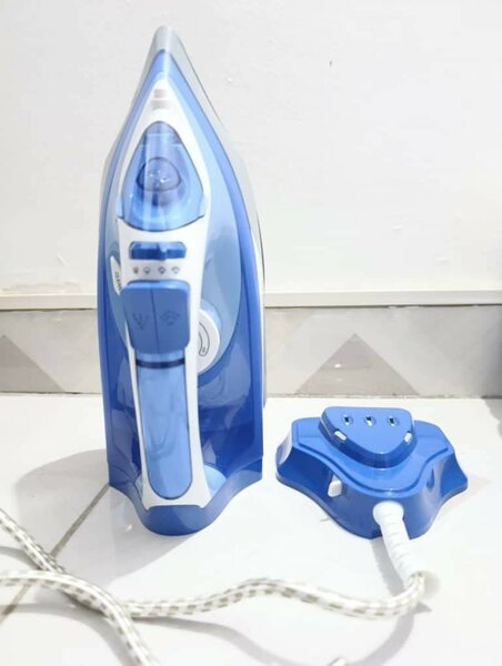 Fer à repasser DÉTACHABLE