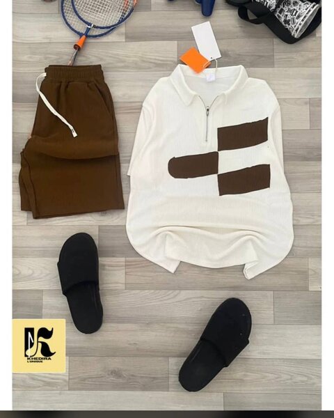 Ensemble décontracté moderne