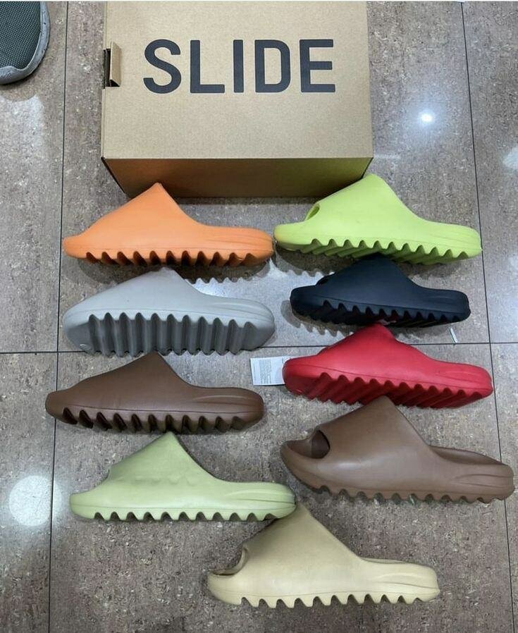 Claquettes confort modernes