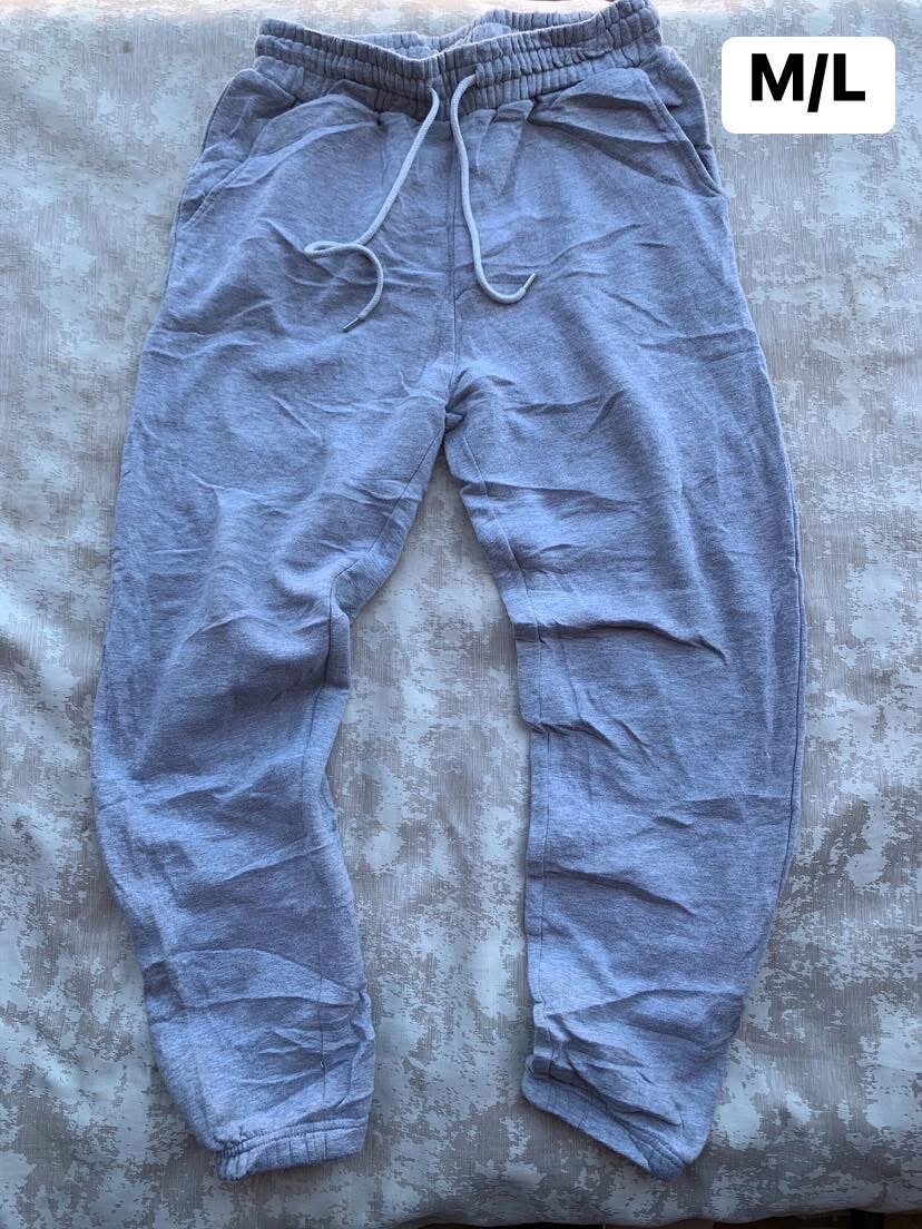 Sweatpants and bottoms