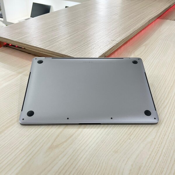 MacBook Air 13" Retina Display