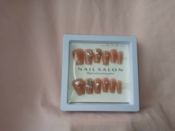 Faux ongles réutilisables