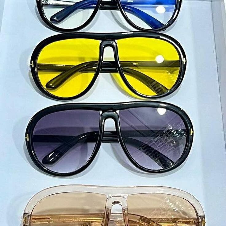 Lunettes de soleil colorées