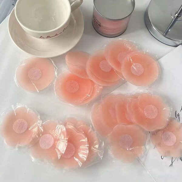 Reusable silicone Nipple cover