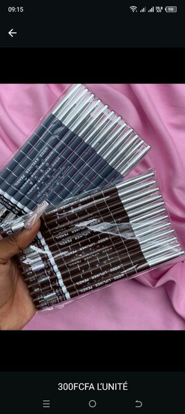 Crayons à sourcils longue tenue