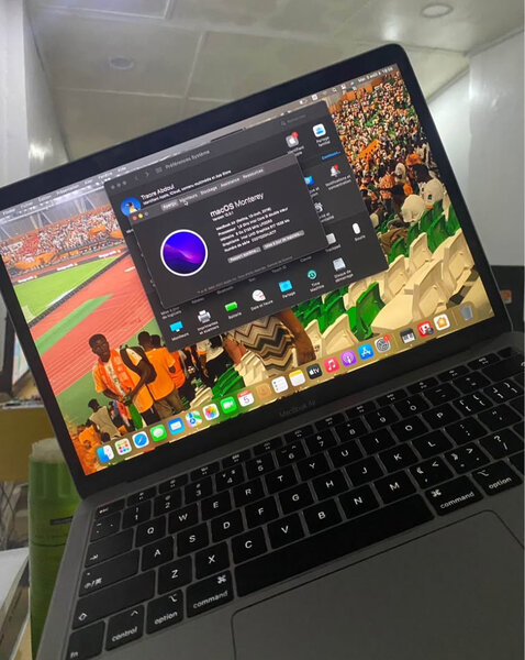 MacBook Air 13" - M1