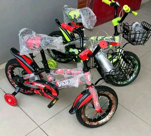 Vélo Enfant SHUOER Rouge et Vert