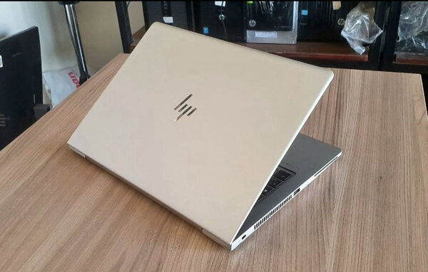 HP EliteBook 830 G5 CORE i7
