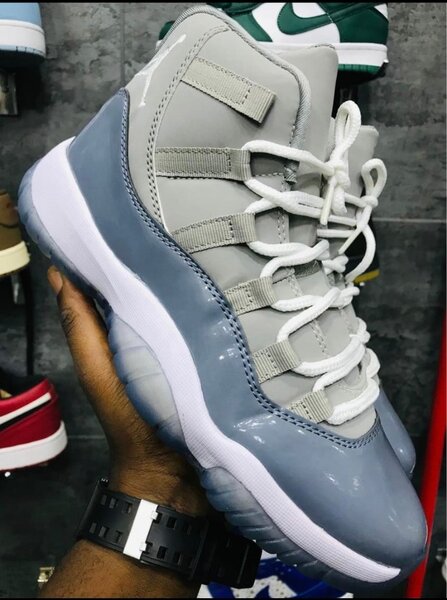Jordans 11