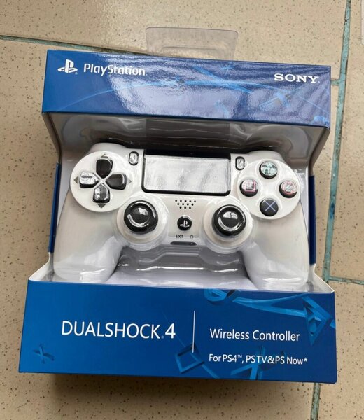 Manette Sony DualShock 4 PS4