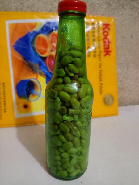 Bouteille d'arachide