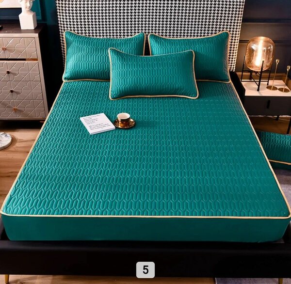 Draps housse + 4 taies d'oreiller