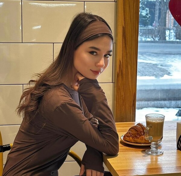 Двойка с повязкой