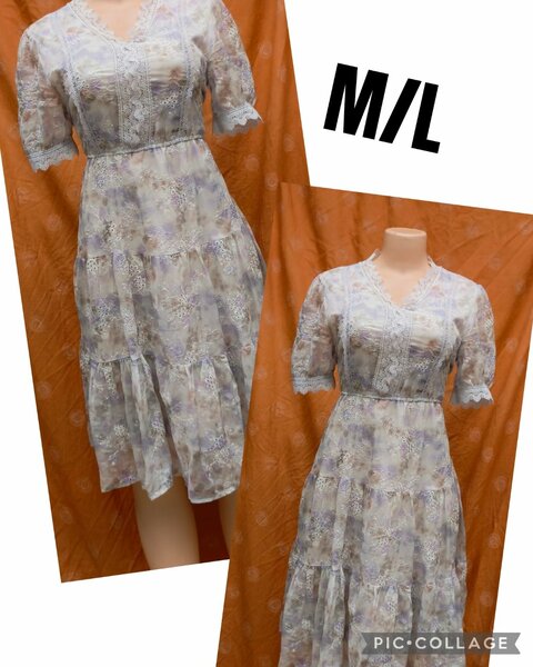 Robe en dentelle florale