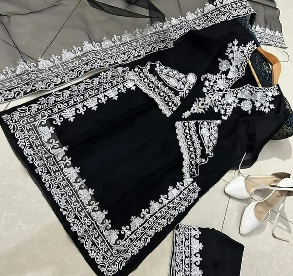 *MANNAT ORGANZA 3Pc*