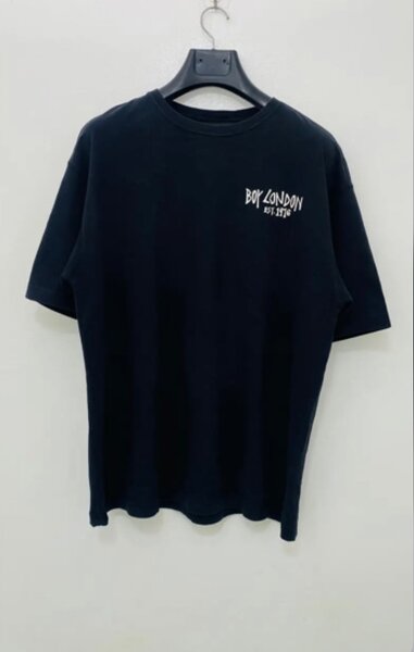 T-shirt noire Boy London