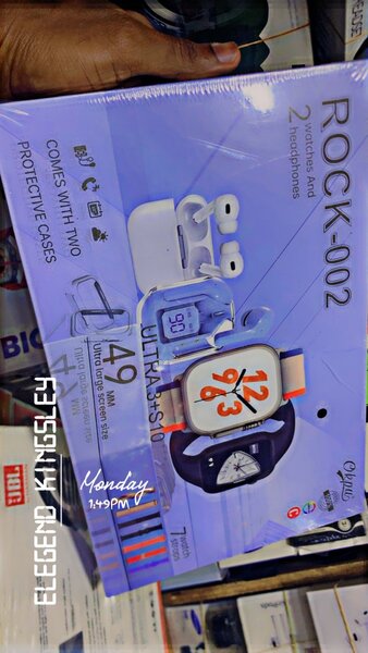 Smartwatch Set with Earbuds