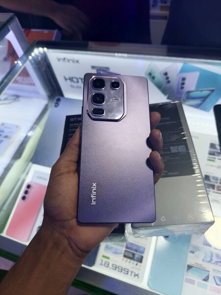 Infinix Smartphone Pro