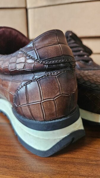 Baskets cuir synthétique croco