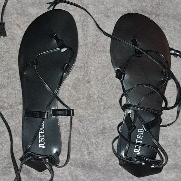 Sandales à lanières en cuir