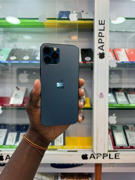 iPhone 12pro max sans Face ID