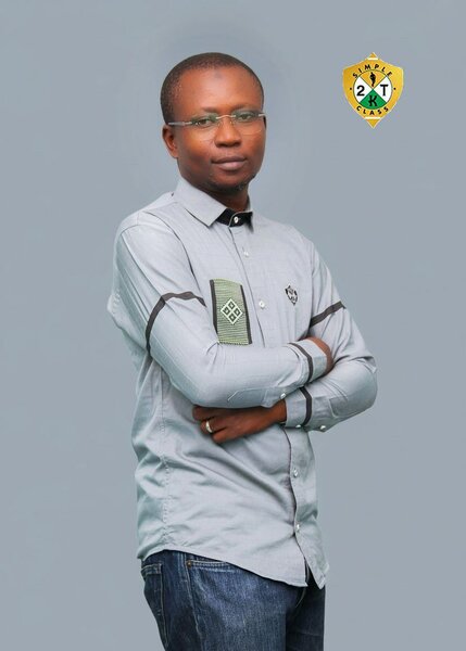 Chemise grise élégante homme