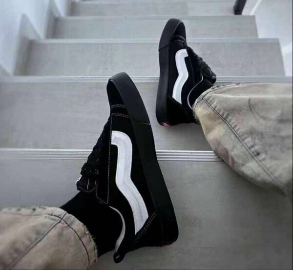 Baskets noires classiques