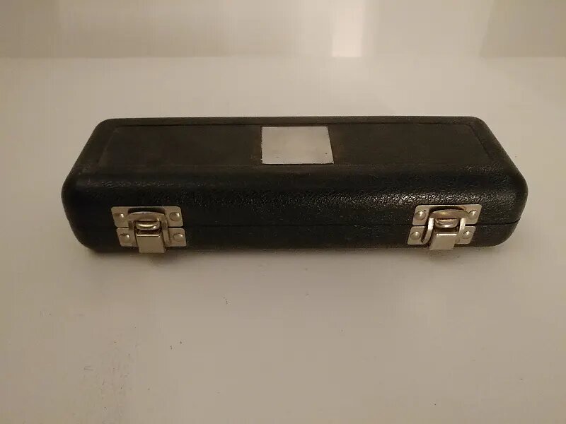 Piccolo flute in d silver coated