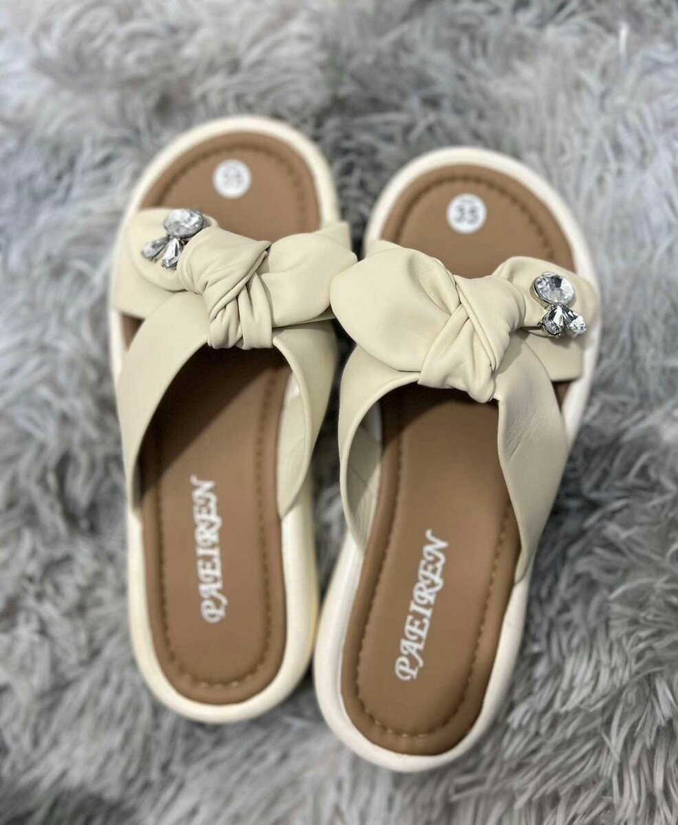 Sandales élégantes à nœud