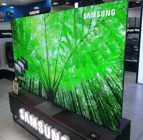 Samsung Smart/Android tv Touch Screen 110 inches