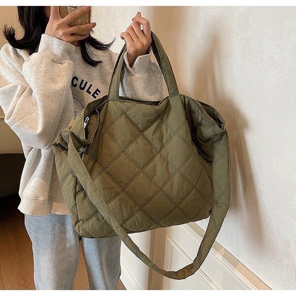 Стильная стеганная сумка