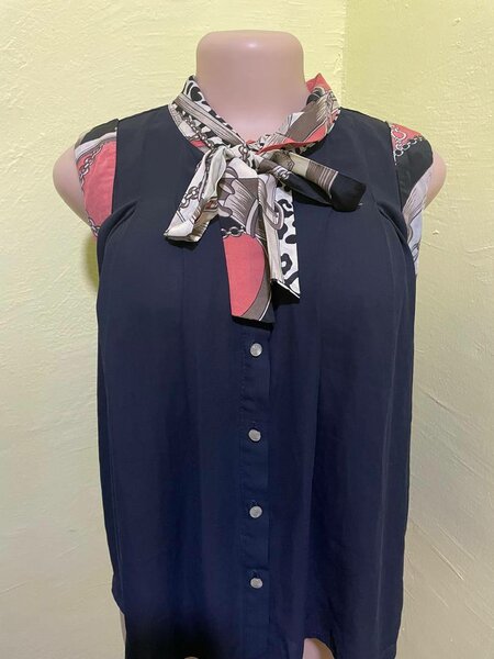 Chemise sans manches élégante