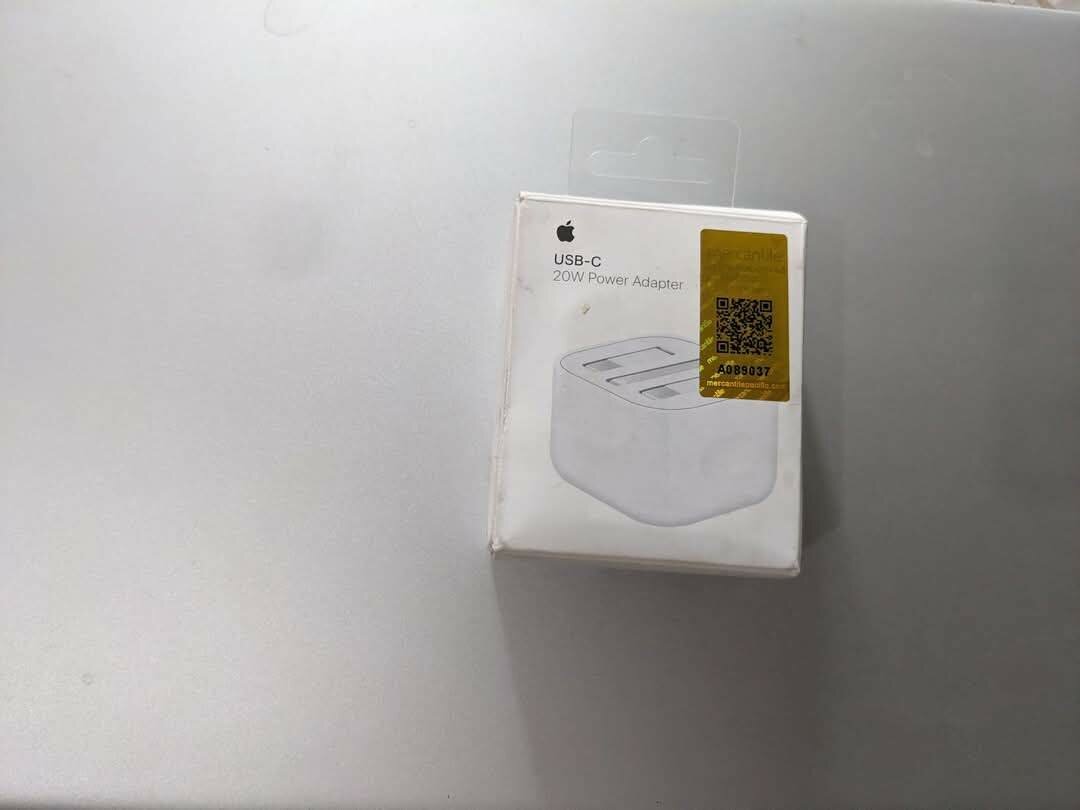 Apple original 20 watt 3-pin adapter