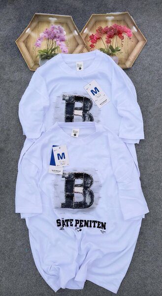 Lot de T-shirts graphiques