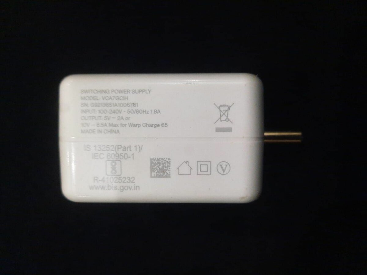 Oneplus 9 with genuine charger