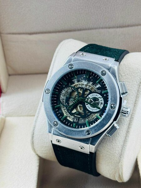 MONTRE LUXE HOMME HUBLOT / CARTIER