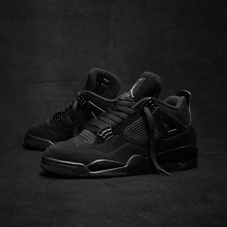 Jordan 4 all black