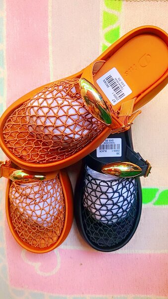 Mules tressées tendance