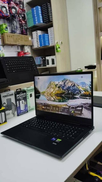 Hp Omen 16 core i5 13th gen 8gb ram 512gb ssd