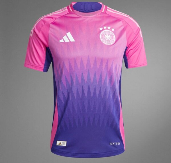 Maillot de football rose-violet